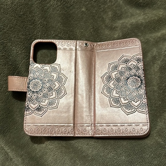 Apple 14PRO max mag phone case - Picture 4 of 4